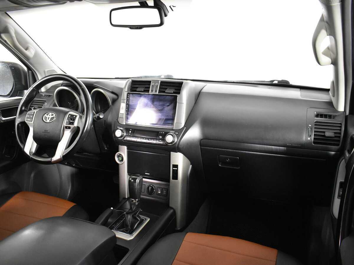 Toyota Land Cruiser Prado с пробегом — 2012 год. Фото: #11