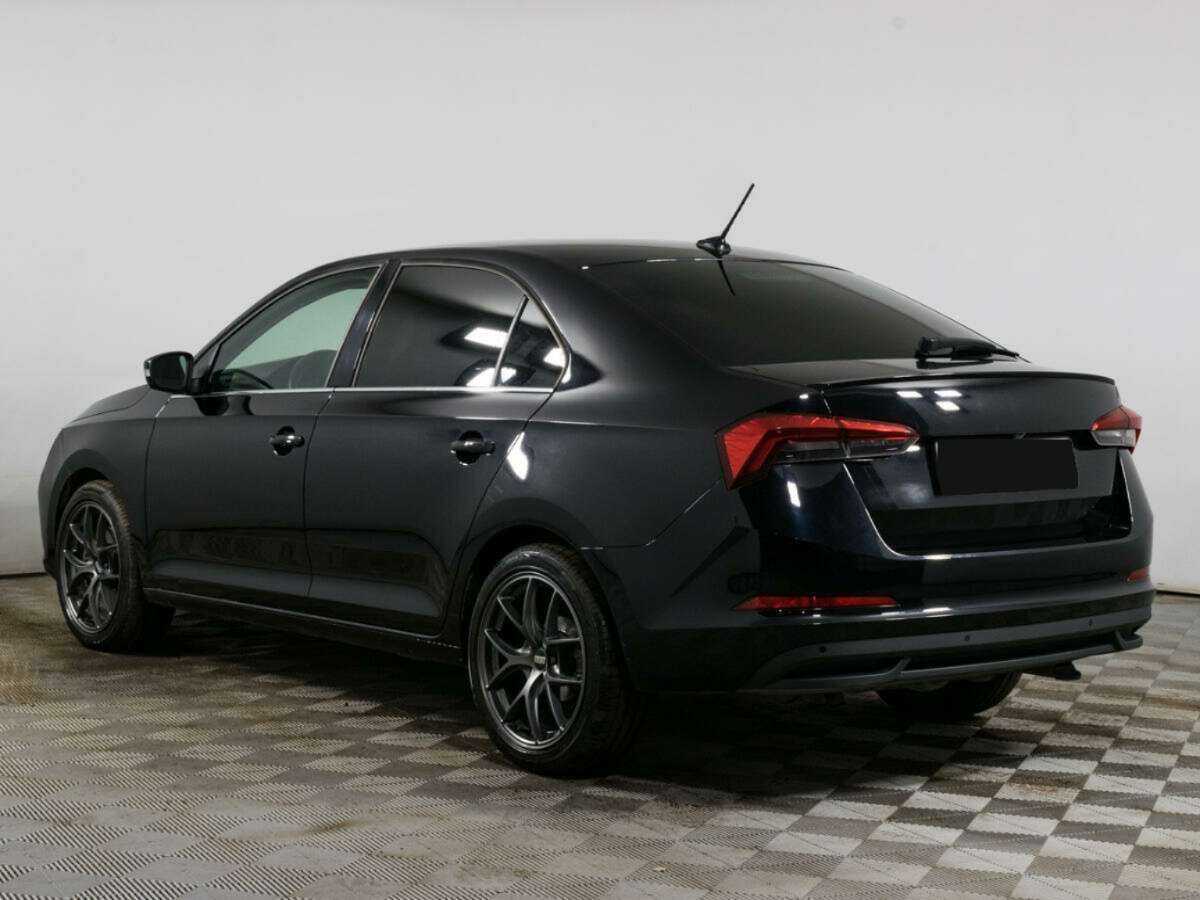 Skoda Rapid с пробегом — 2021 год. Фото: #4