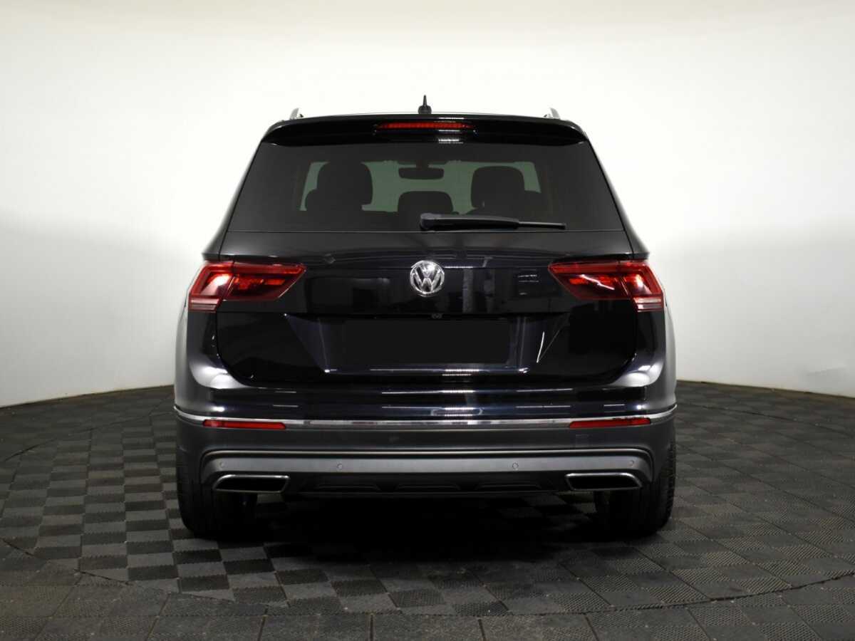 Volkswagen Tiguan с пробегом — 2017 год. Фото: #4