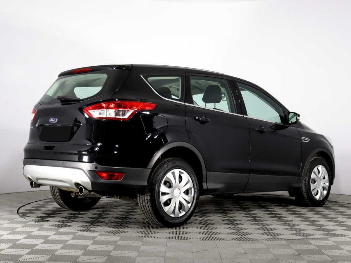 Ford Kuga с пробегом — 2015 год. Фото: #3