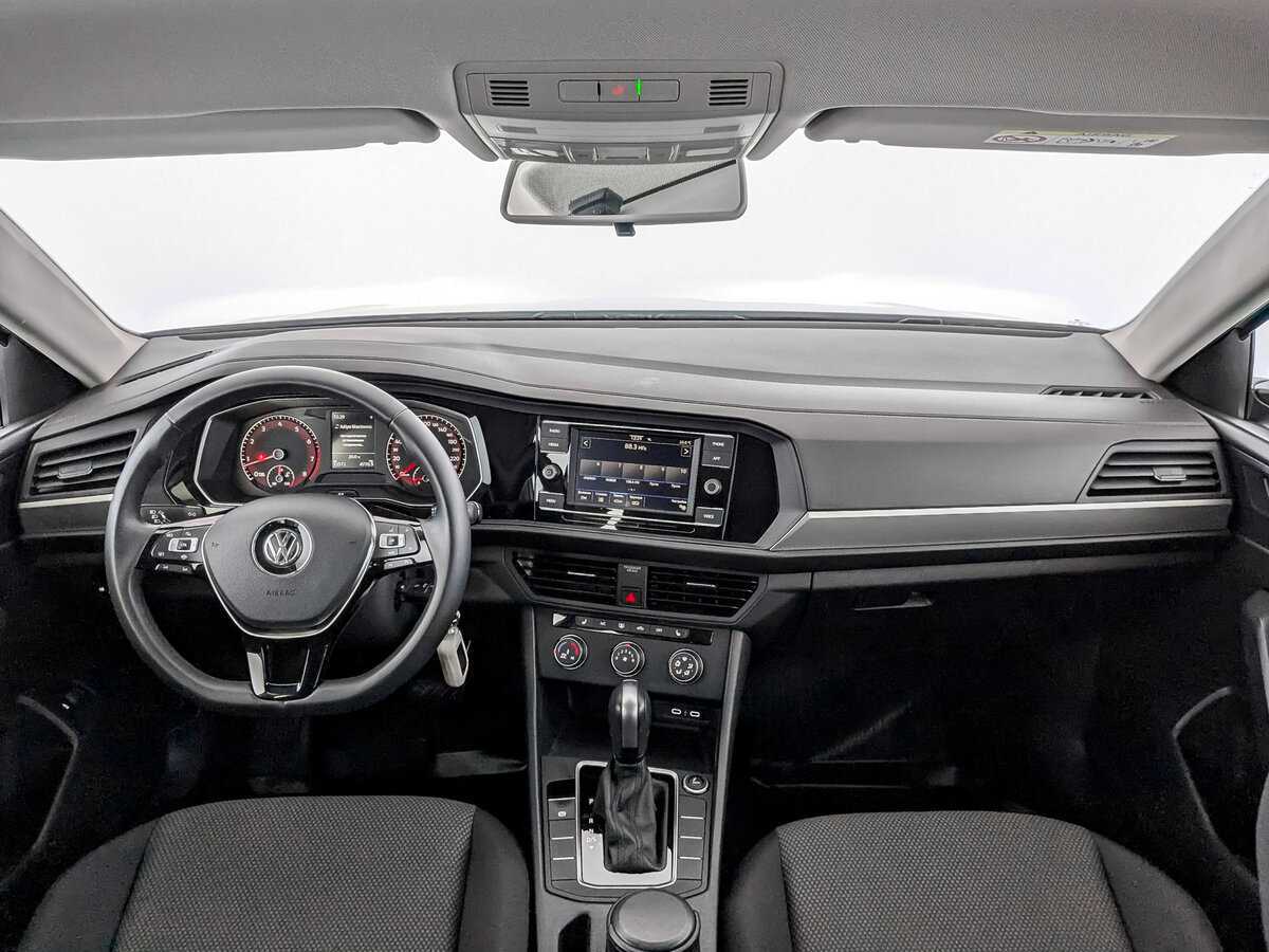 Volkswagen Jetta с пробегом — 2020 год. Фото: #13