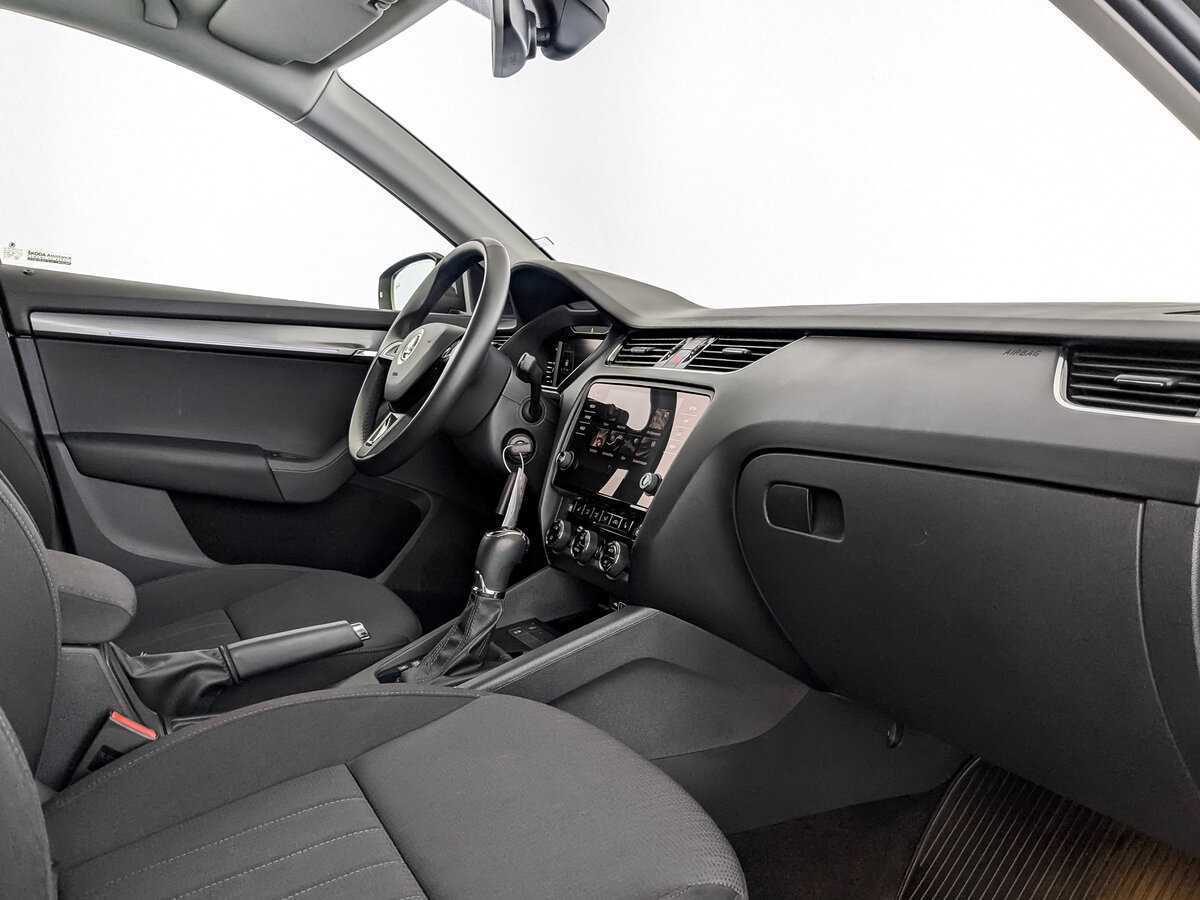 Skoda Octavia с пробегом — 2019 год. Фото: #10