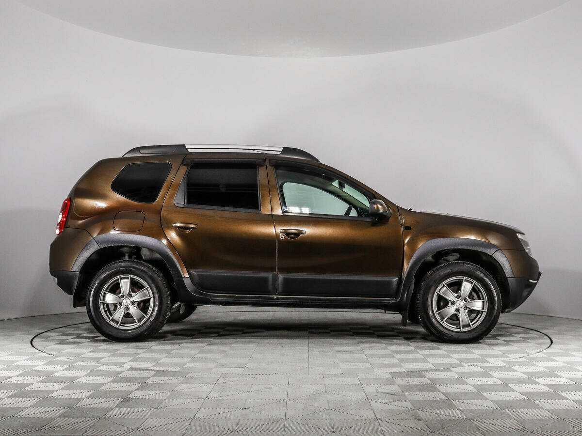 Renault Duster с пробегом — 2013 год. Фото: #3