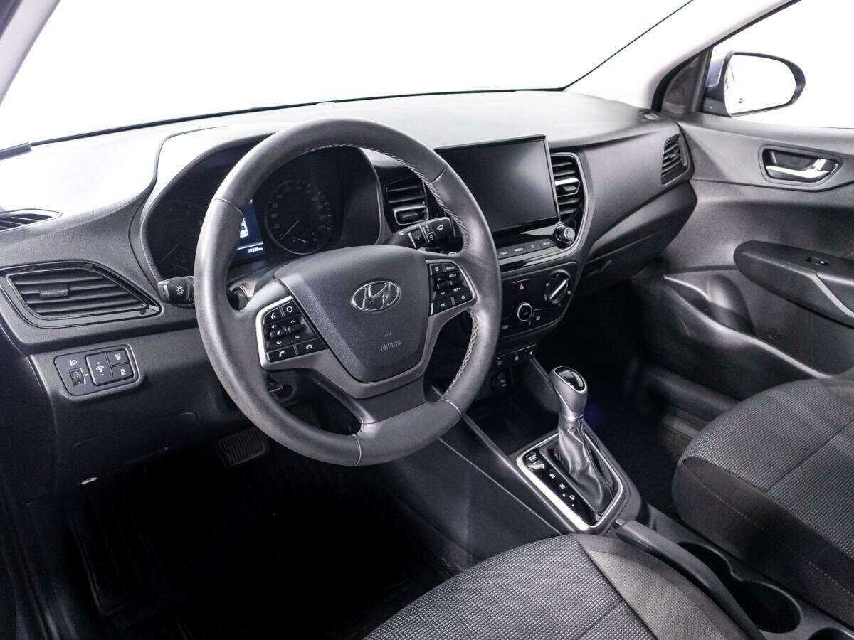 Hyundai Solaris с пробегом — 2021 год. Фото: #10