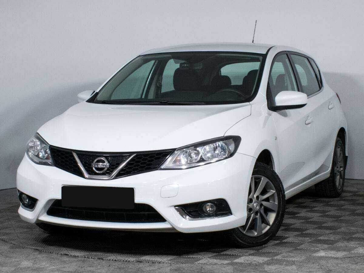 Nissan Tiida с пробегом — 2015 год. Посмотреть фото