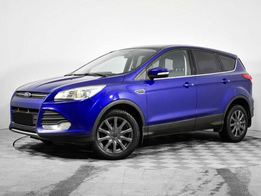 Ford Kuga с пробегом — 2015 год. Фото: #0