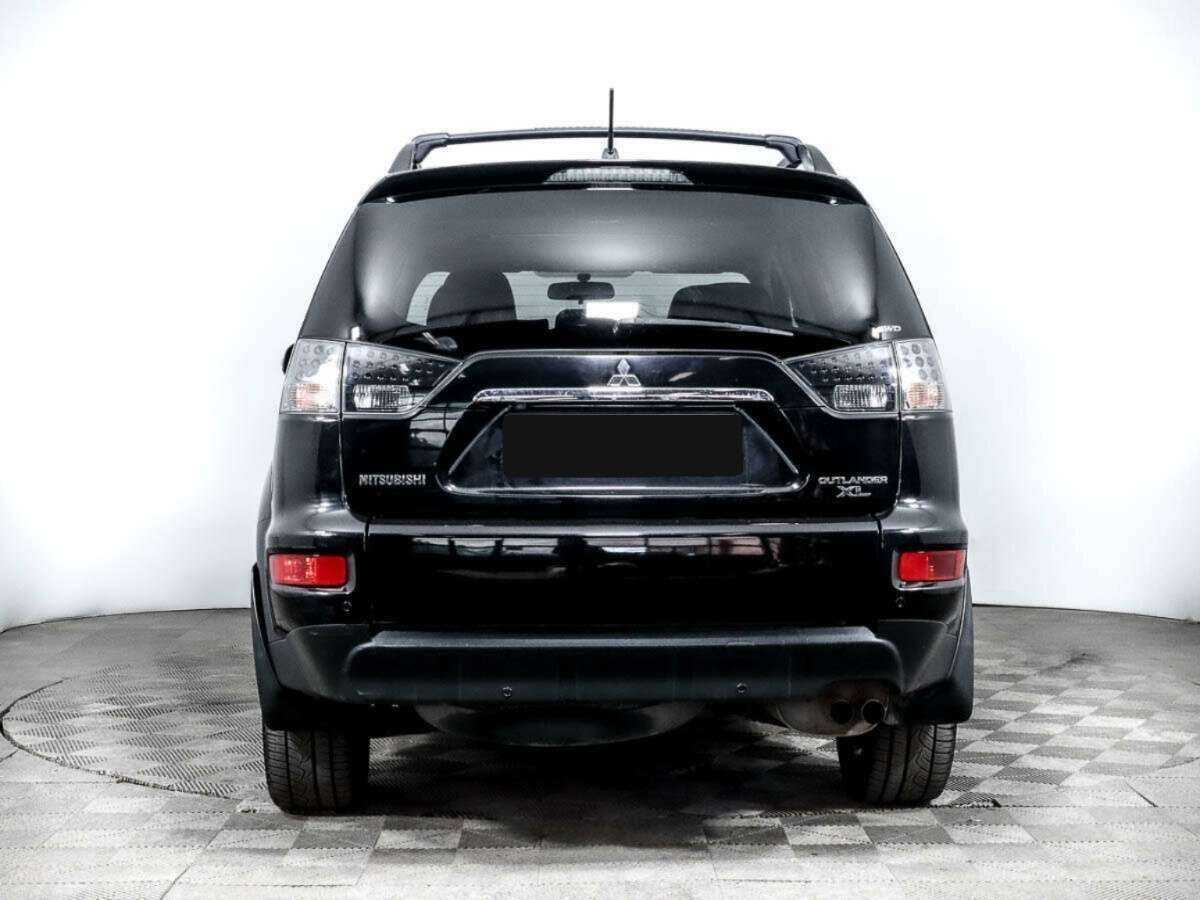 Mitsubishi Outlander с пробегом — 2012 год. Фото: #4
