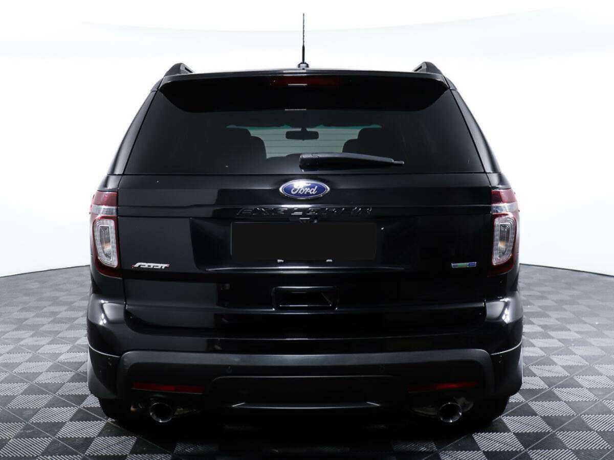Ford Explorer с пробегом — 2013 год. Фото: #5