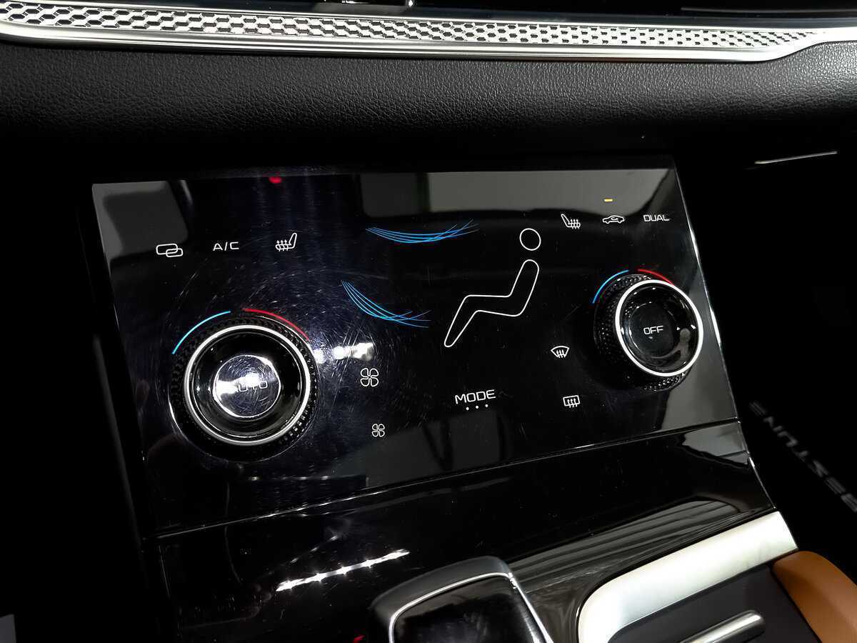 FAW Bestune B70 с пробегом — 2023 год. Фото: #23