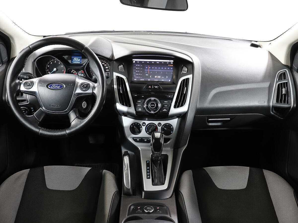 Ford Focus с пробегом — 2013 год. Фото: #11