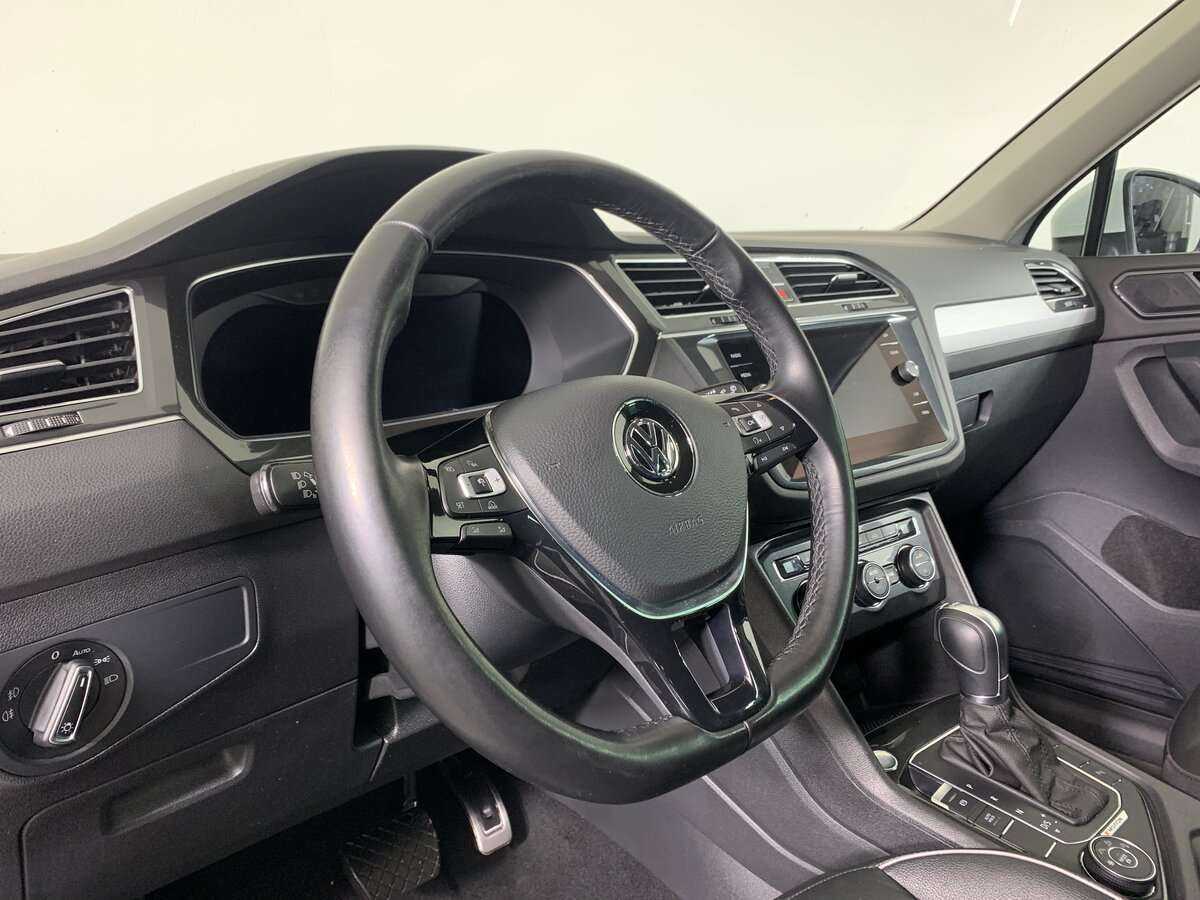 Volkswagen Tiguan с пробегом — 2018 год. Фото: #8