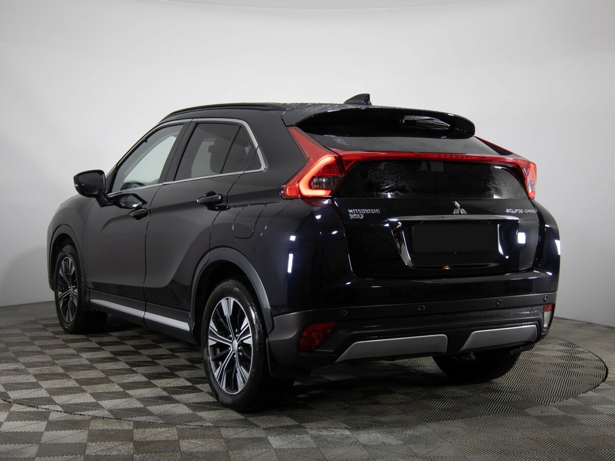 Mitsubishi Eclipse Cross с пробегом — 2019 год. Фото: #5