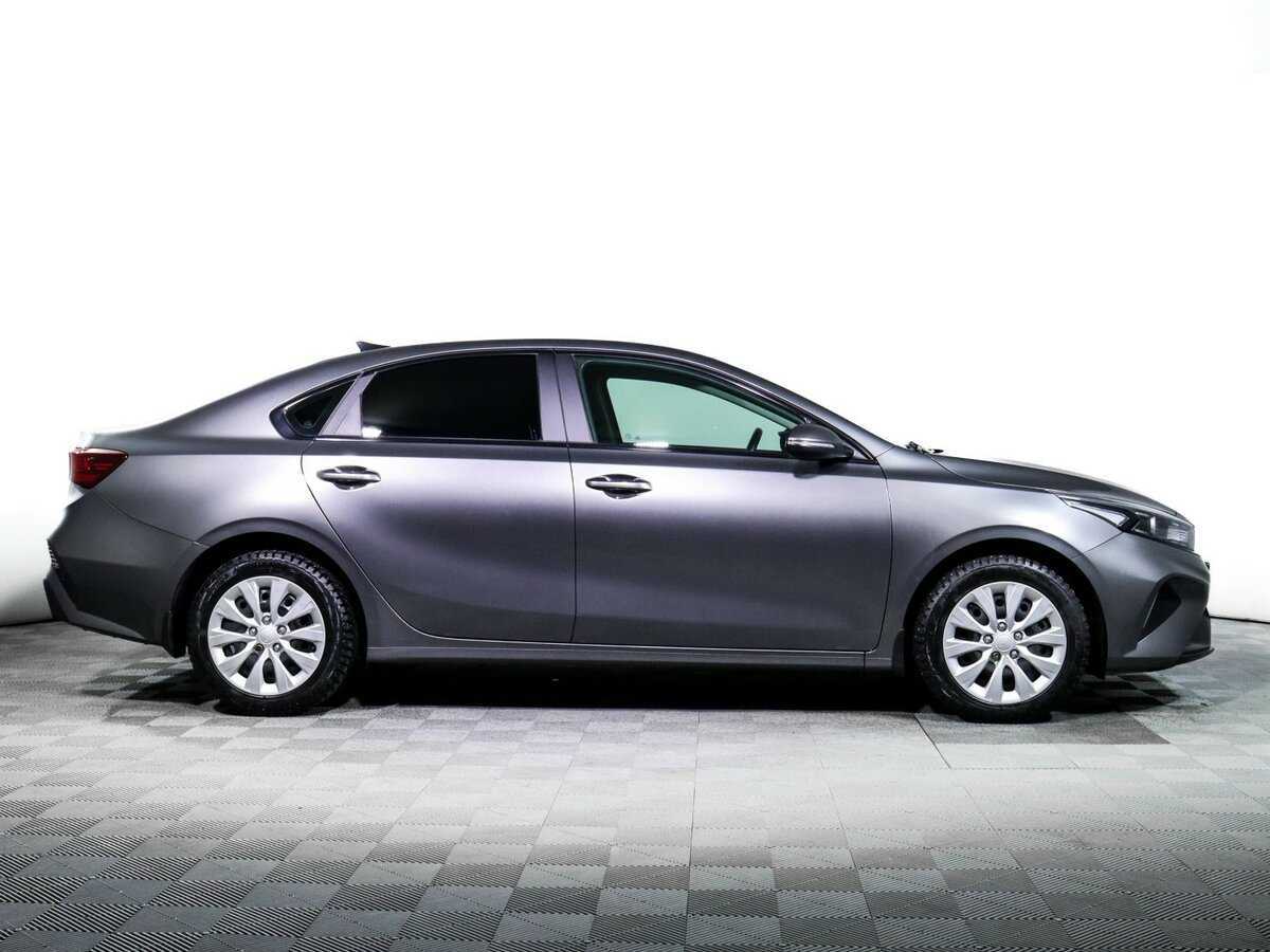 Kia Cerato с пробегом — 2022 год. Фото: #3