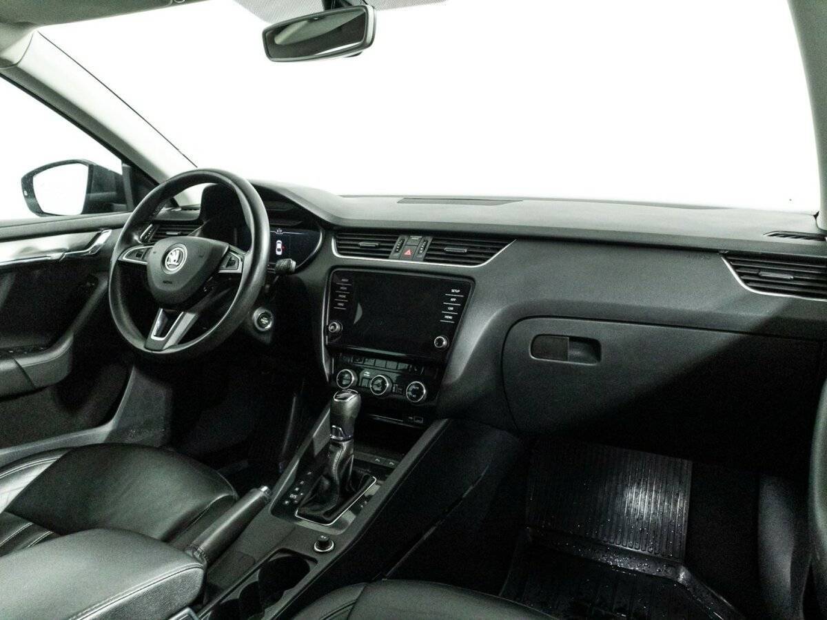 Skoda Octavia с пробегом — 2019 год. Фото: #8