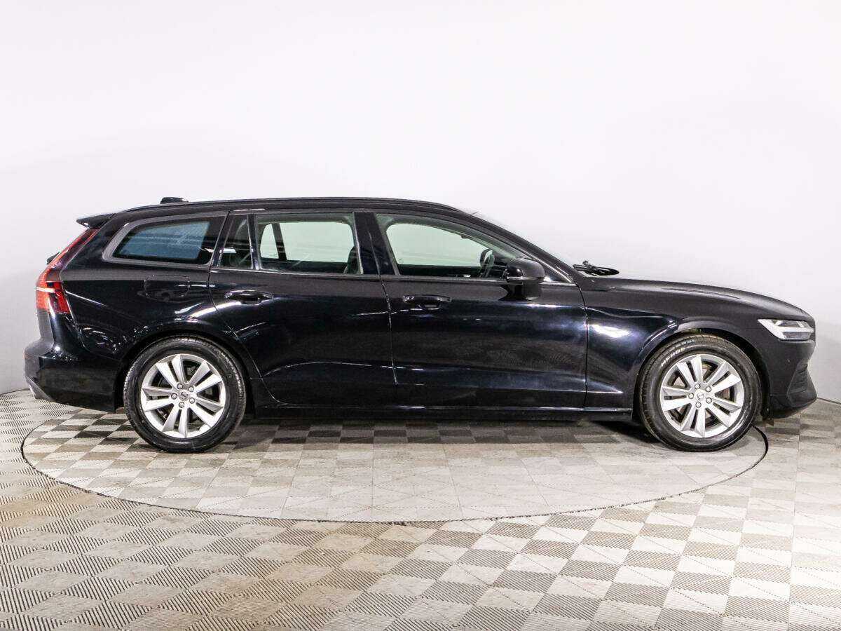 Volvo V60 с пробегом — 2018 год. Фото: #3
