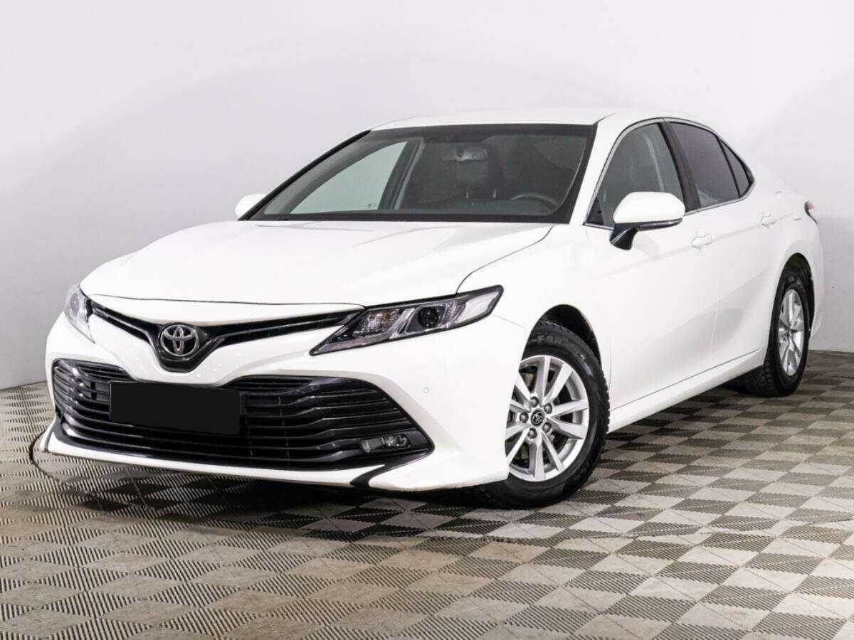 Toyota Camry с пробегом — 2019 год. Фото: #0