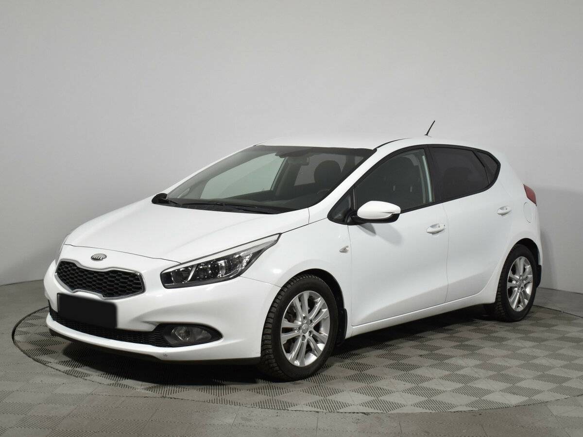 Kia Ceed с пробегом — 2013 год. Фото: #0
