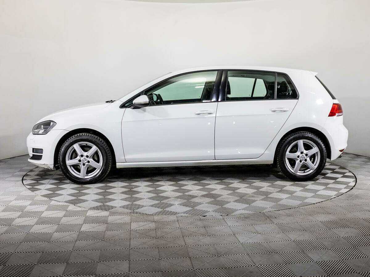 Volkswagen Golf с пробегом — 2013 год. Фото: #7