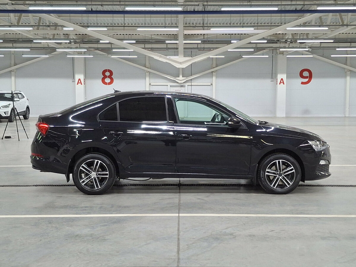 Skoda Rapid с пробегом — 2022 год. Фото: #3