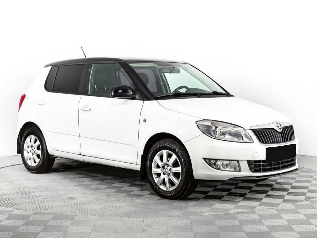 Skoda Fabia с пробегом — 2013 год. Фото: #2