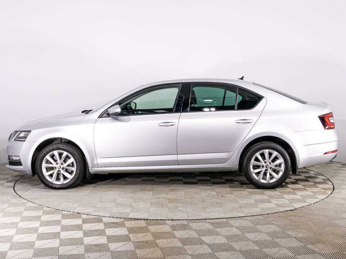 Skoda Octavia с пробегом — 2018 год. Фото: #7