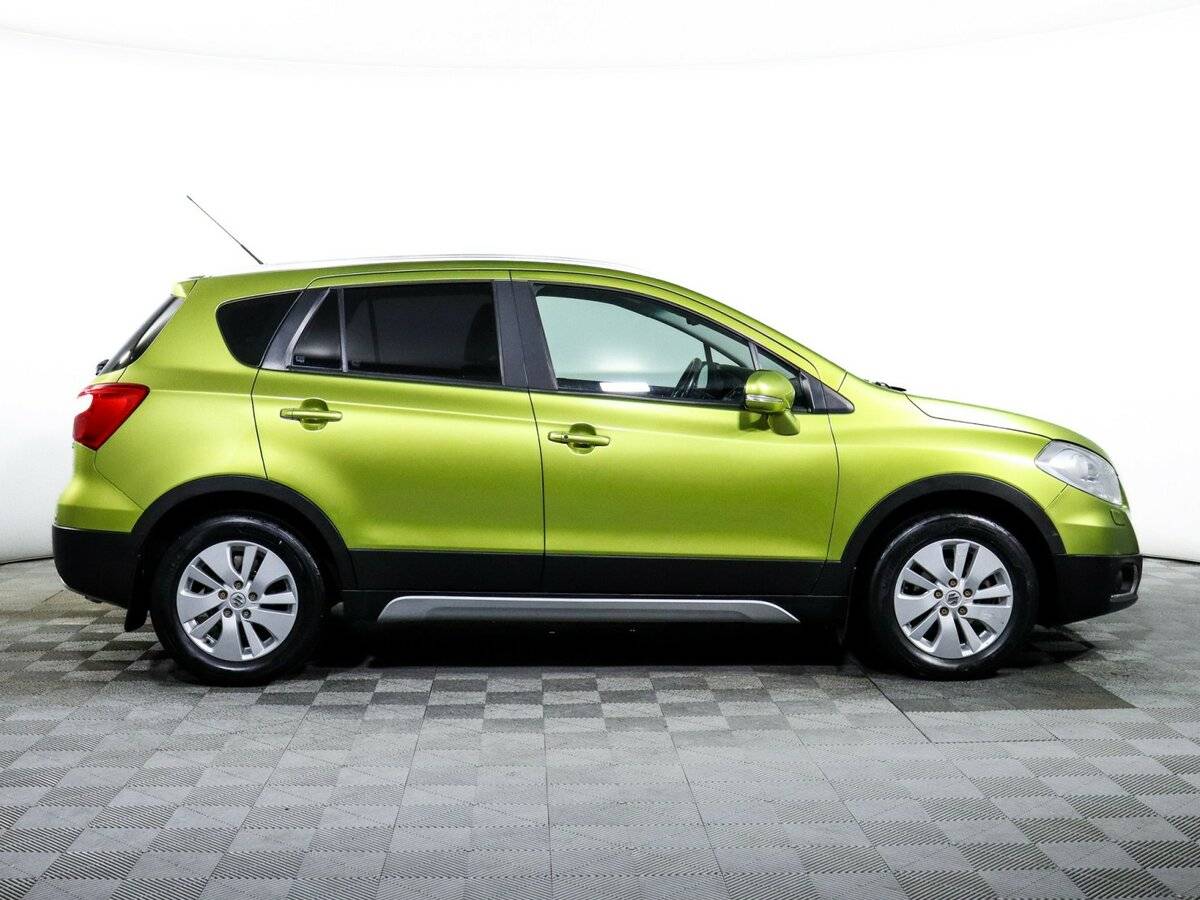 Suzuki SX4 с пробегом — 2014 год. Фото: #3
