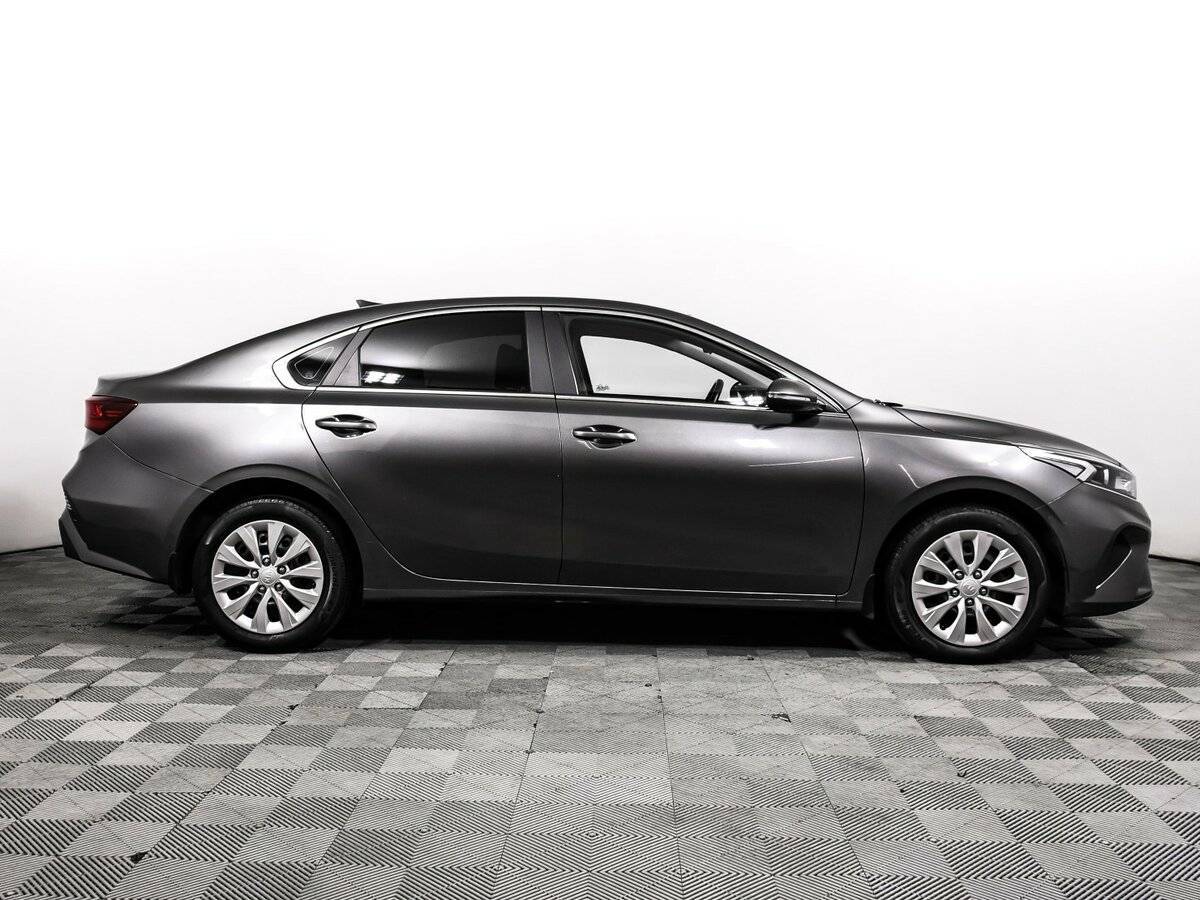 Kia Cerato с пробегом — 2021 год. Фото: #3