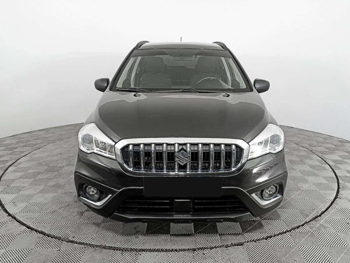 Suzuki SX4 с пробегом — 2016 год. Фото: #1