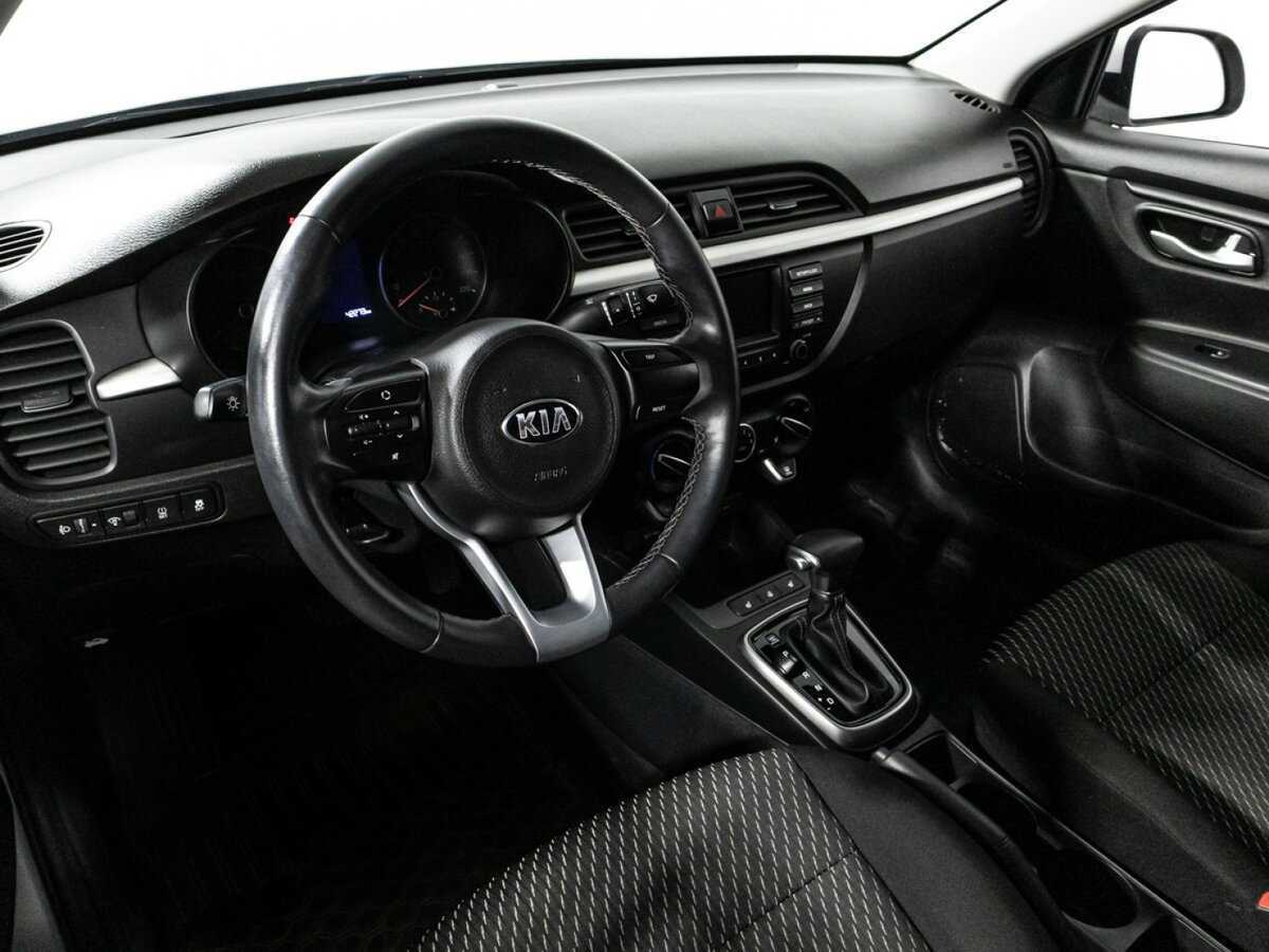 Kia Rio с пробегом — 2020 год. Фото: #10
