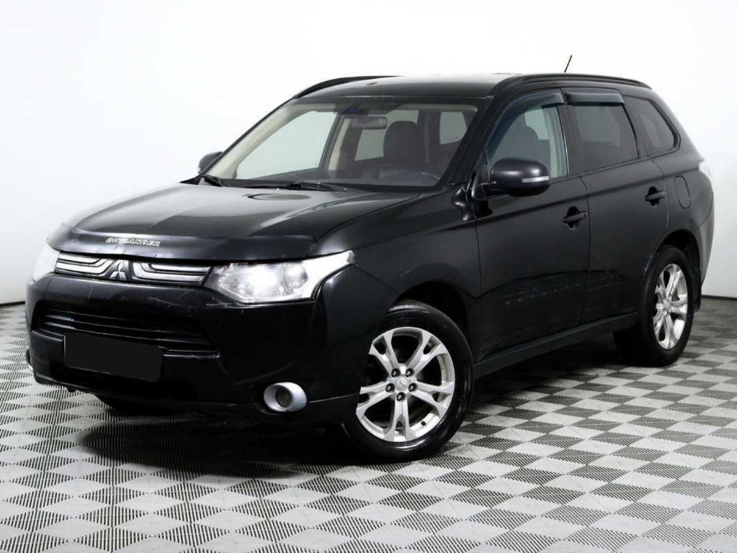 Mitsubishi Outlander с пробегом — 2013 год. Фото: #0
