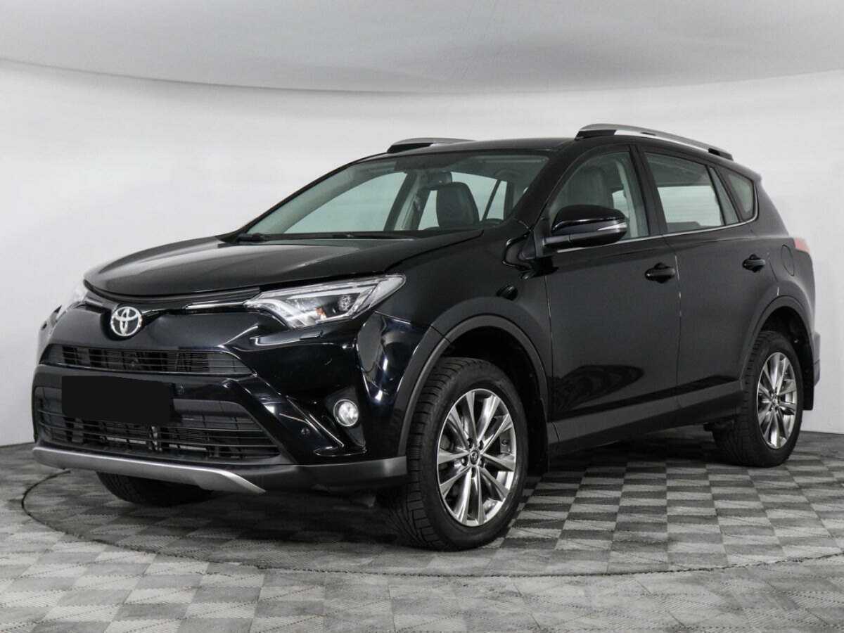 Toyota RAV4 с пробегом — 2018 год. Фото: #0