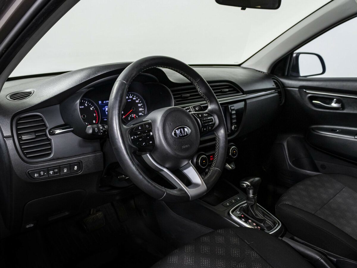 Kia Rio с пробегом — 2019 год. Фото: #7