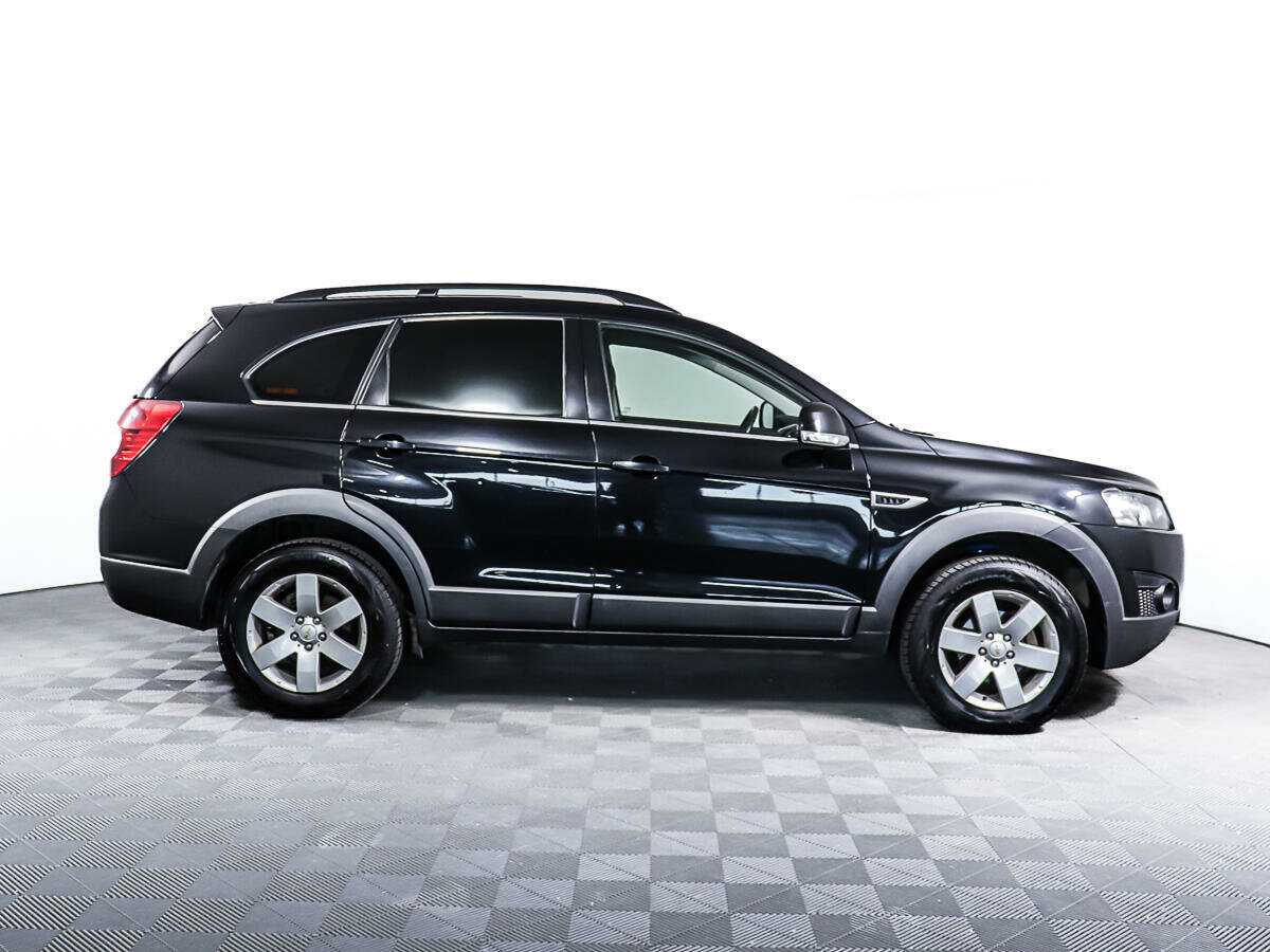 Chevrolet Captiva с пробегом — 2013 год. Фото: #2