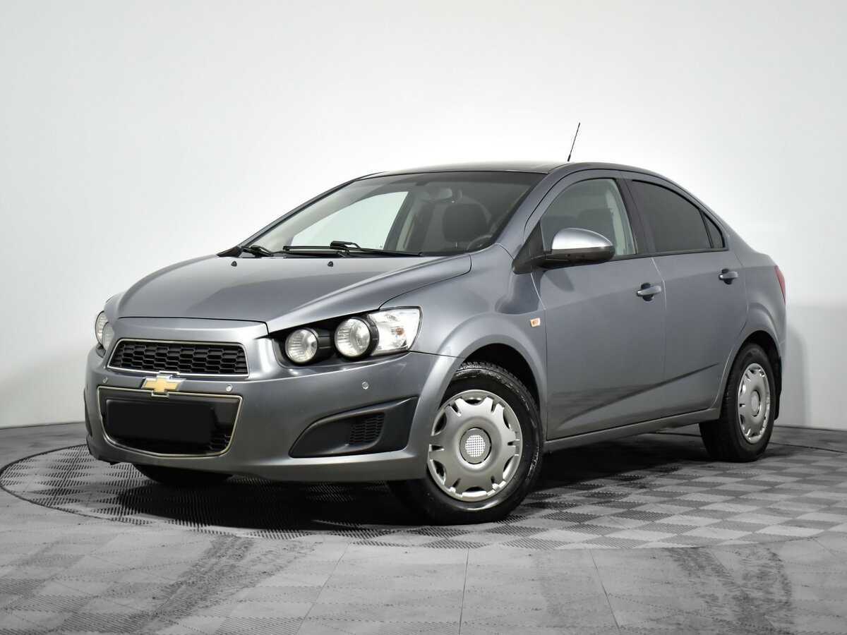 Chevrolet Aveo с пробегом — 2014 год. Фото: #0