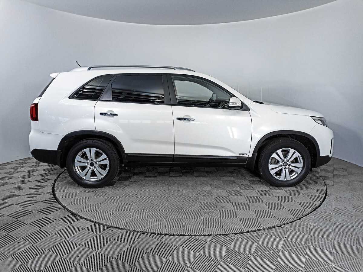 Kia Sorento с пробегом — 2012 год. Фото: #3