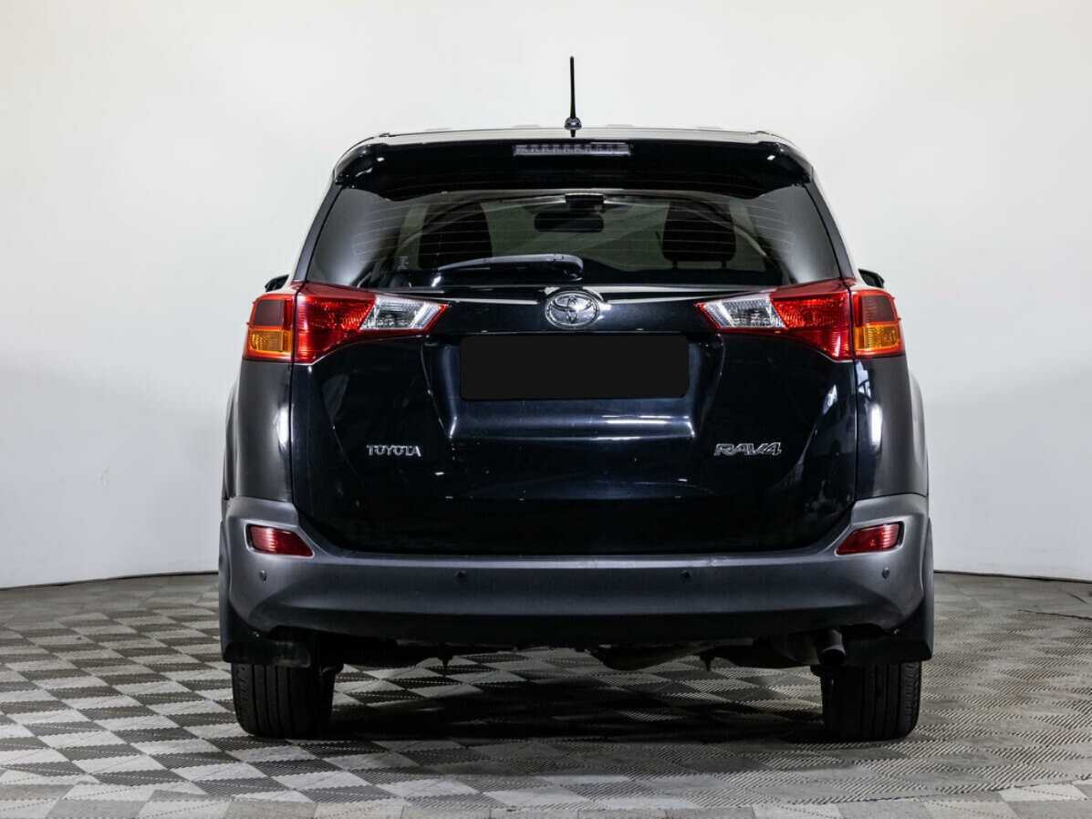 Toyota RAV4 с пробегом — 2013 год. Фото: #5