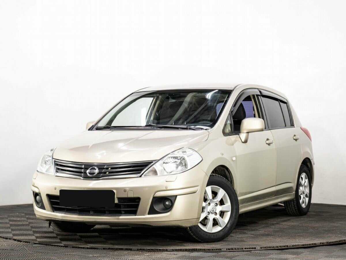 Nissan Tiida с пробегом — 2012 год. Фото: #0