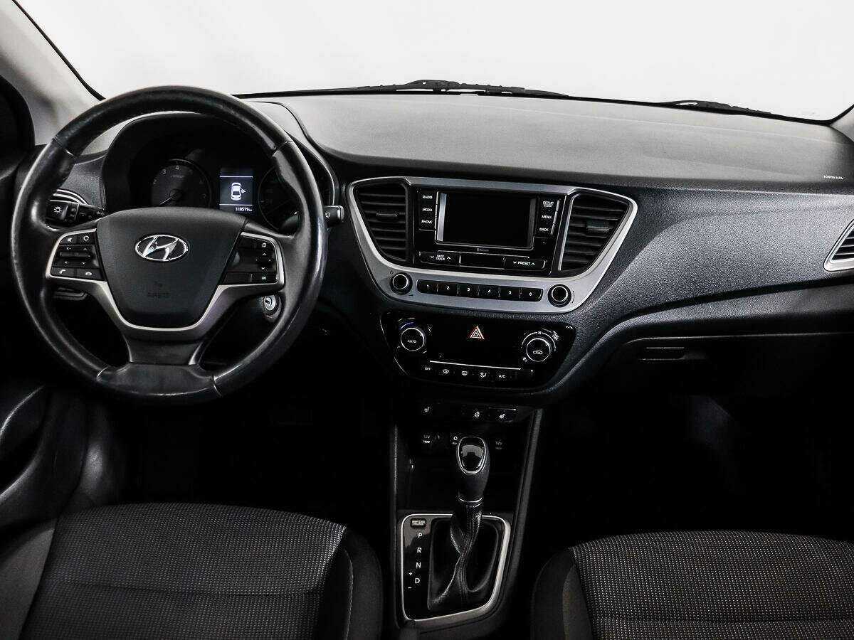 Hyundai Solaris с пробегом — 2017 год. Фото: #11