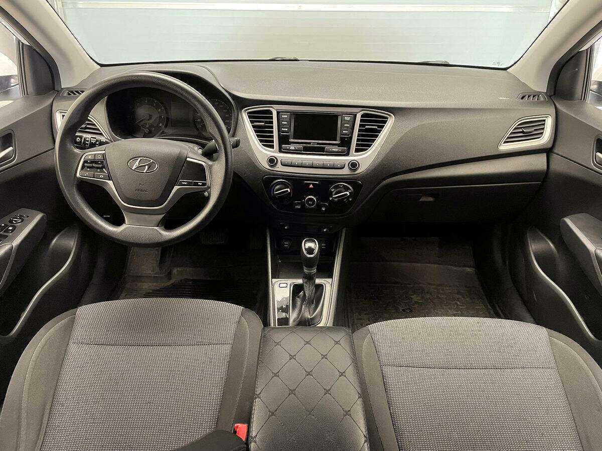 Hyundai Solaris с пробегом — 2020 год. Фото: #8