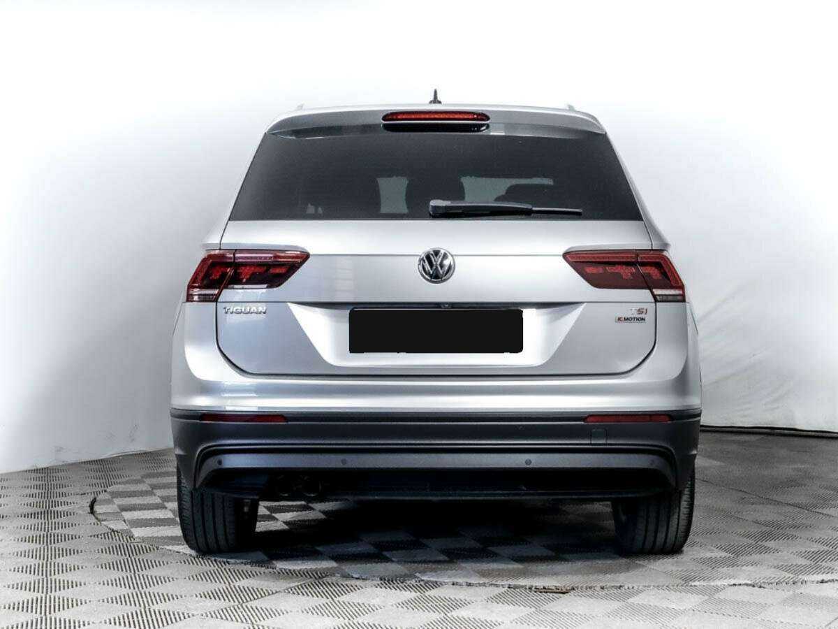 Volkswagen Tiguan с пробегом — 2017 год. Фото: #4