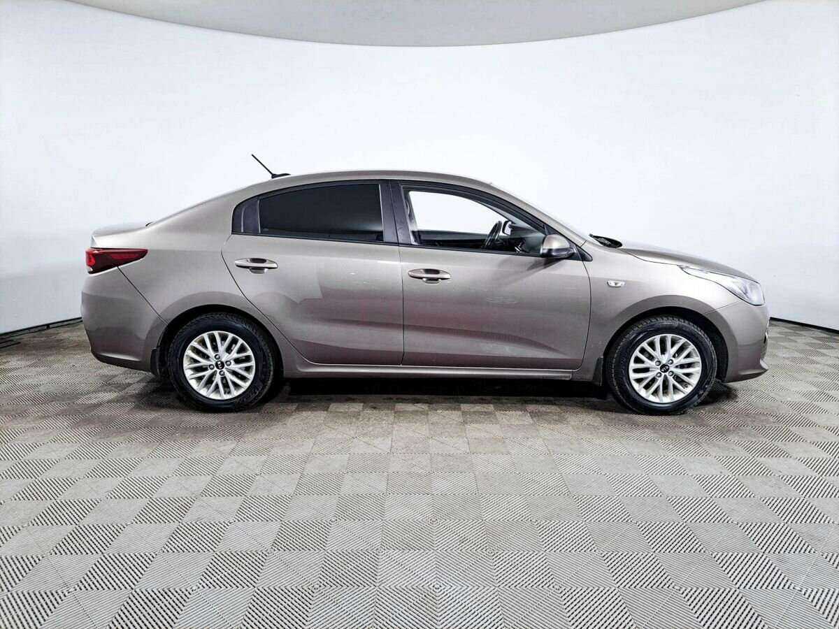 Kia Rio с пробегом — 2020 год. Фото: #3