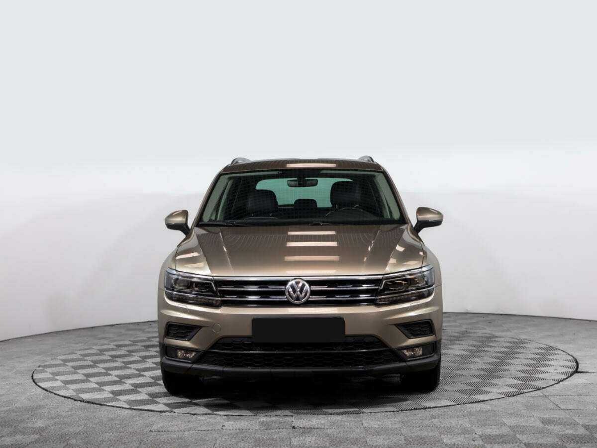 Volkswagen Tiguan с пробегом — 2017 год. Фото: #0