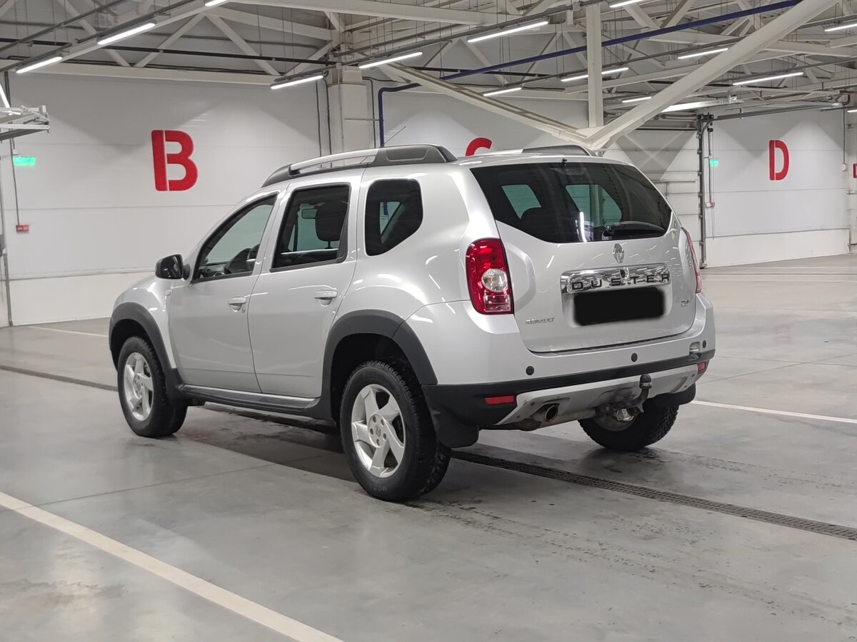 Renault Duster с пробегом — 2012 год. Фото: #6