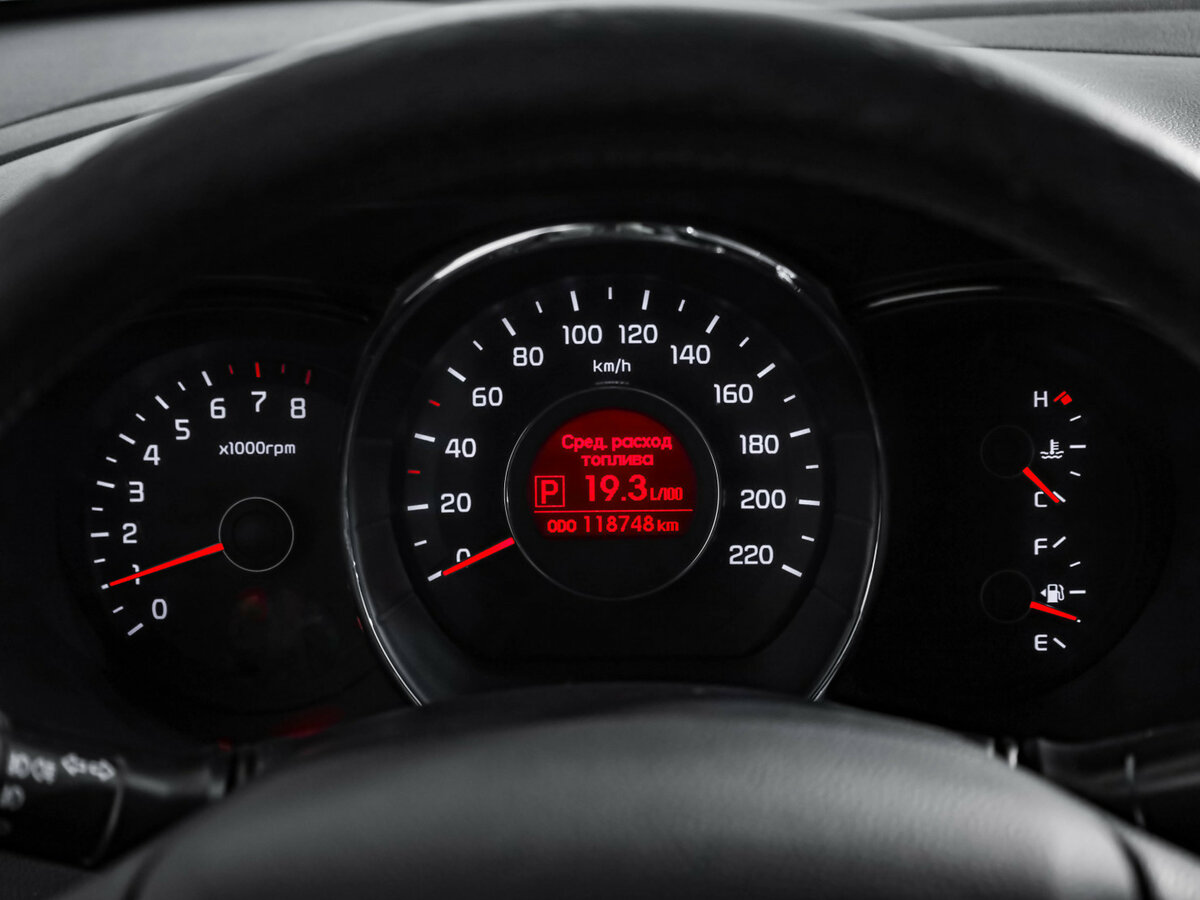 Kia Rio с пробегом — 2013 год. Фото: #9