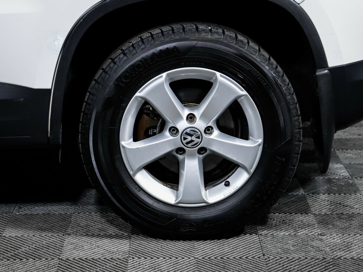 Volkswagen Tiguan с пробегом — 2012 год. Фото: #10
