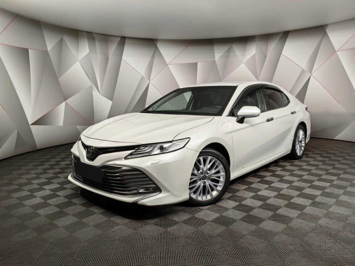 Toyota Camry с пробегом — 2020 год. Фото: #0