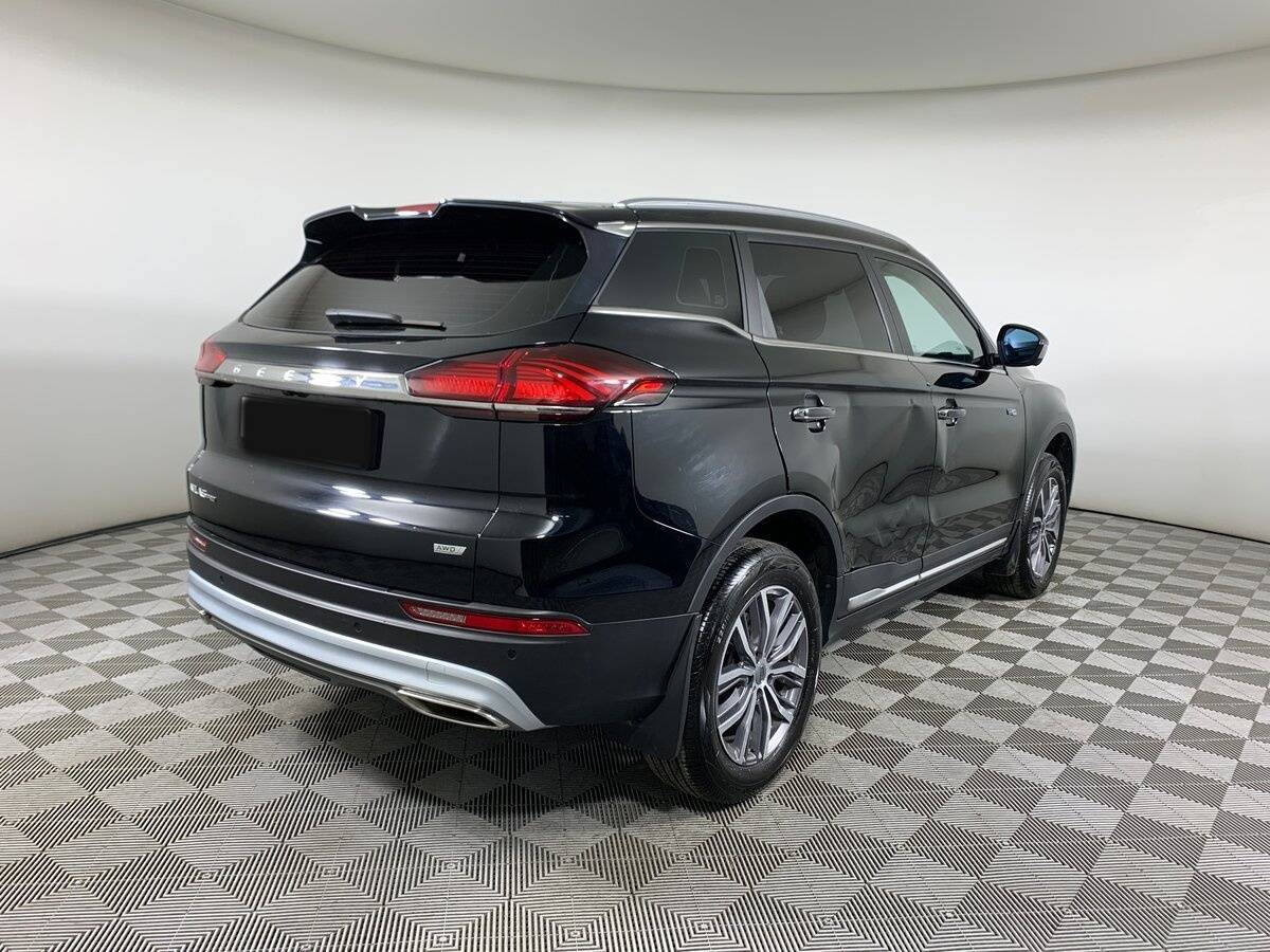 Geely Atlas Pro с пробегом — 2022 год. Фото: #4