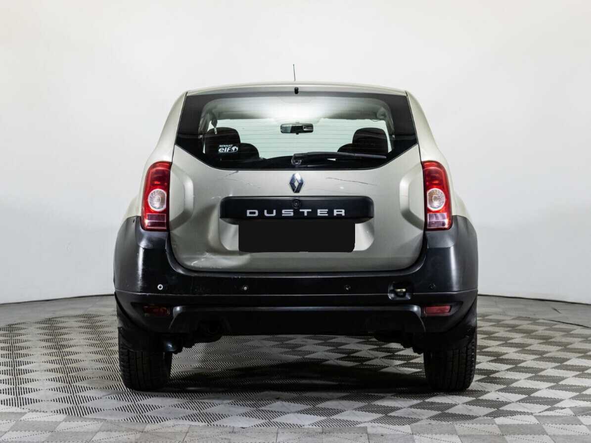 Renault Duster с пробегом — 2012 год. Фото: #5