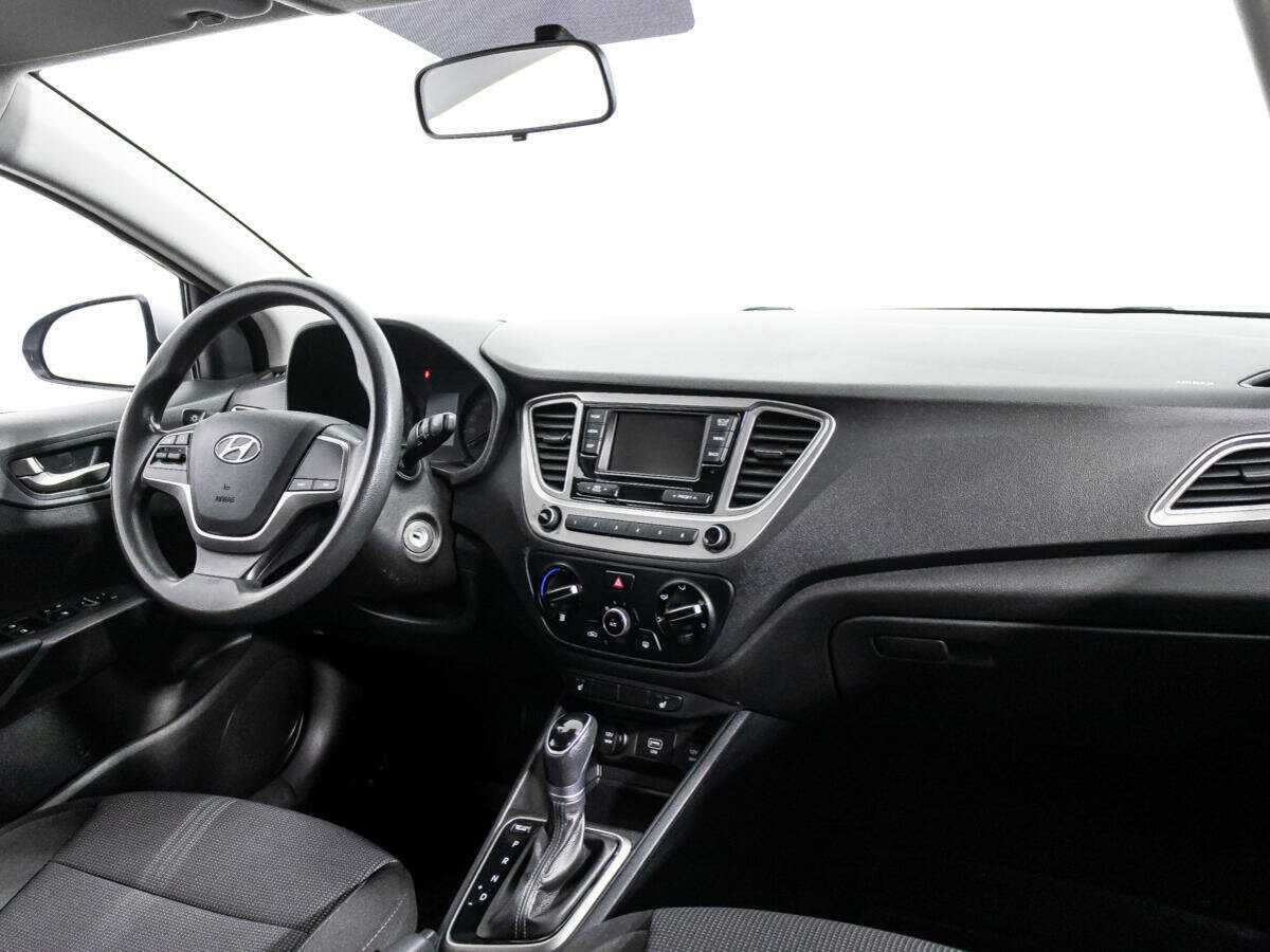 Hyundai Solaris с пробегом — 2019 год. Фото: #8