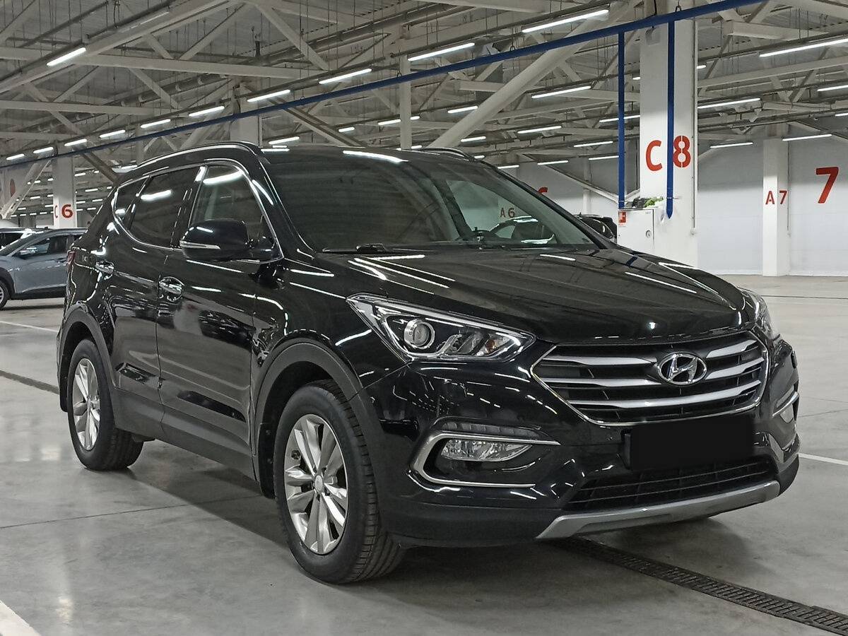 Hyundai Santa Fe с пробегом — 2017 год. Фото: #2